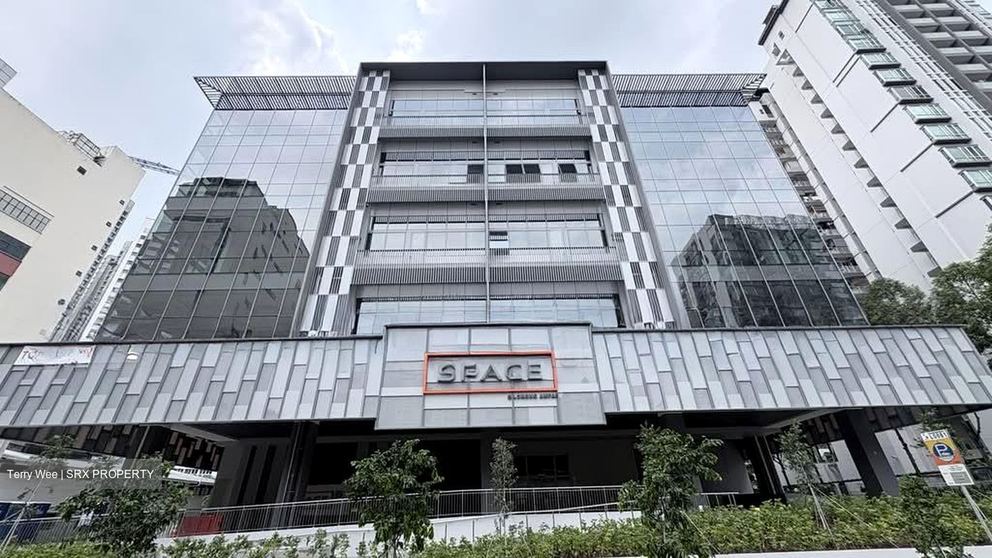 Space 18 (D12), Factory #575906111